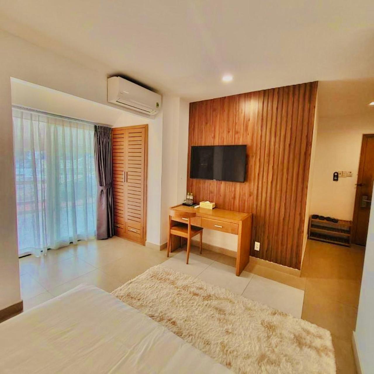 Simmi 5 Hotel & Apartment Хошимин Экстерьер фото